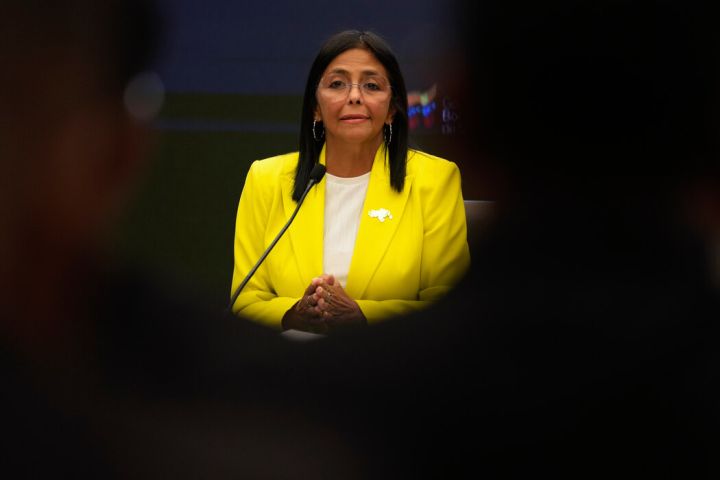 Venesuela ABŞ hökumətini inkişaf yönümlü əməkdaşlıq proqramı üzərində birgə işləməyə dəvət edir